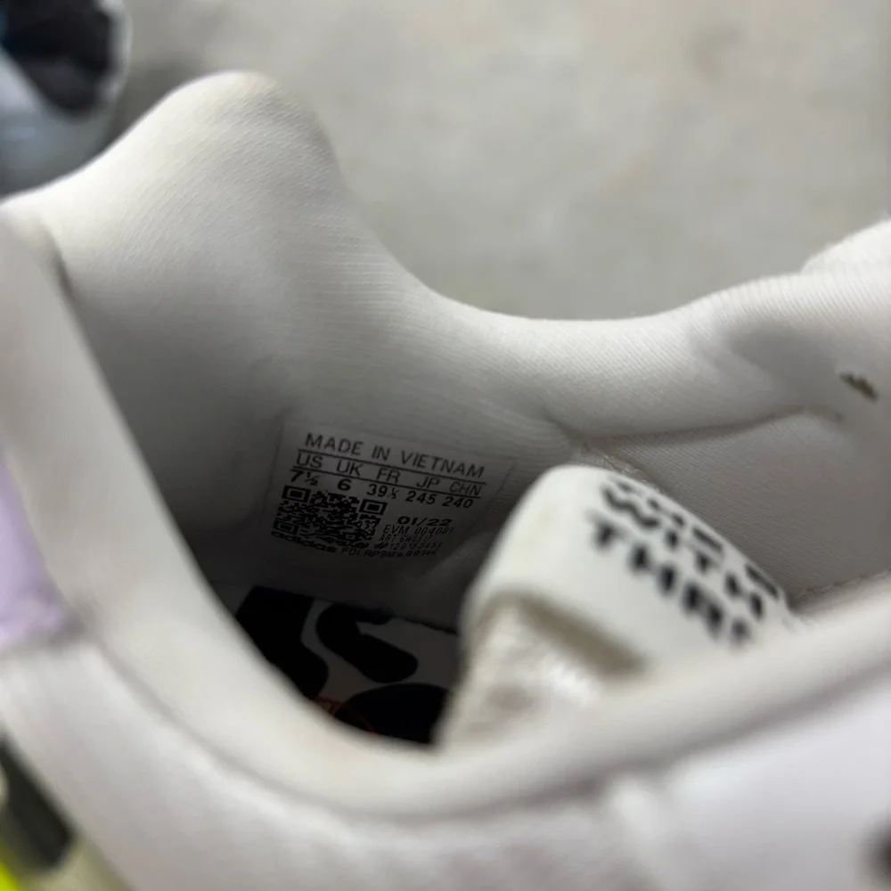 ADIDAS ORIGINAL RICH MNISI ZX WAVIAN W GW0517 SNEAKERS -SIZE 7‎
